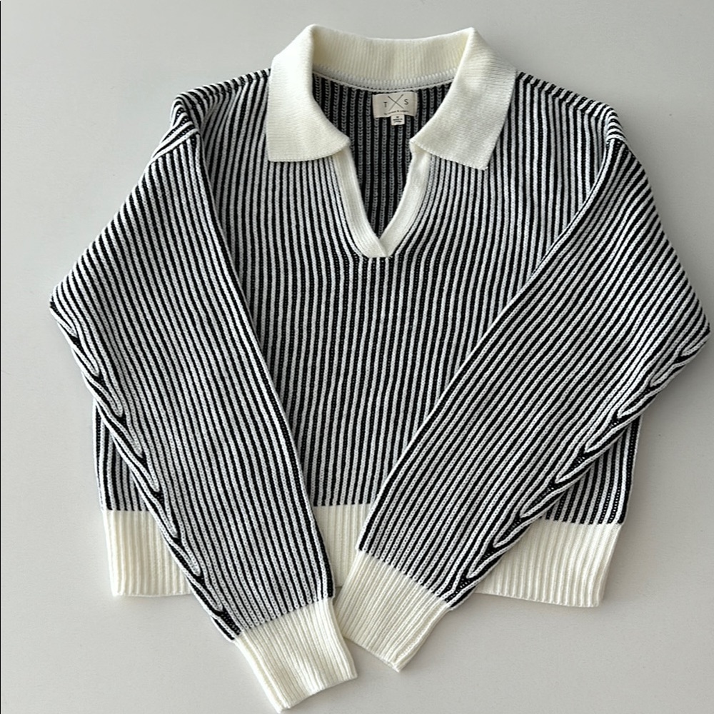 Thread & Supply Black and White V-Neck Sweater
